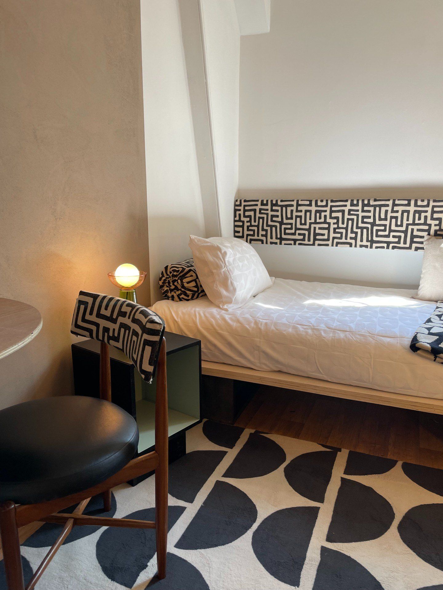 Interior Design Masters bedroom, the seating end